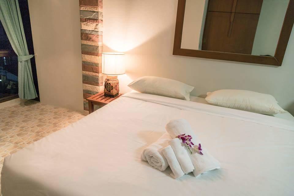 Avenue Beach Hotel Jomtien Beach Exterior photo