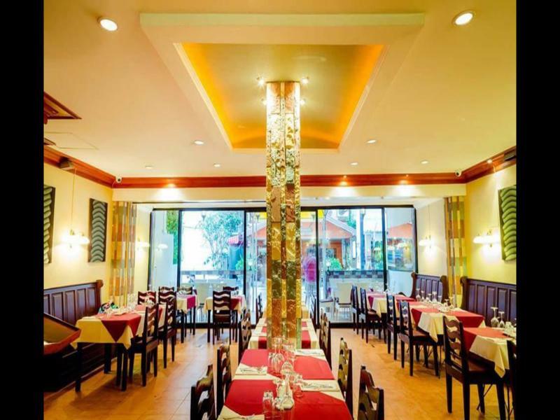 Avenue Beach Hotel Jomtien Beach Exterior photo